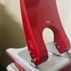 無料 穴あけ50枚 パンチ　Plus F1/2 赤