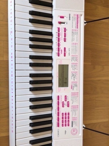 2/21まで　CASIO カシオ　電子ピアノ　LK-121