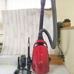 日立 小型 軽量 強力パワー 紙パック式掃除機 かるパック CV...