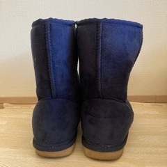 レディース　ネイビー　ムートンブーツの画像