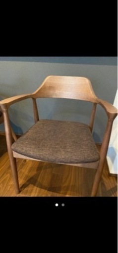 ダイニングチェア  肘置き