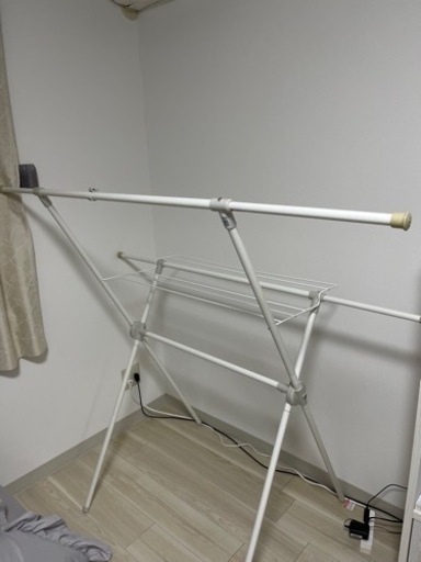 室内用洗濯物干し　折り畳み式洗濯物干し　洗濯物干し