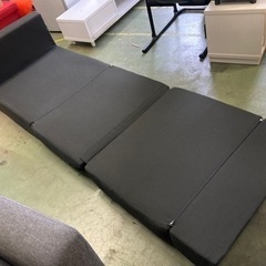 ● 1人用ソファー、ソファーベッド、ブラックの画像