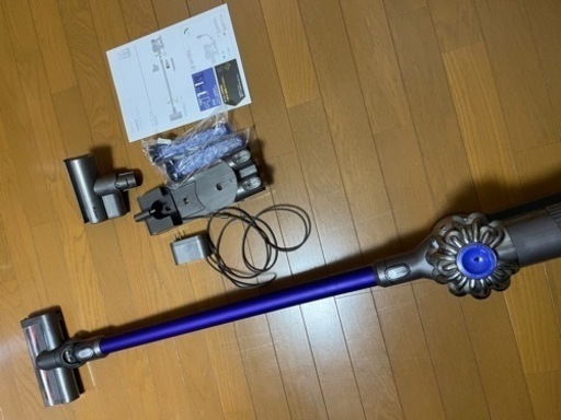 ダイソン dyson 掃除機 DC62 動作確認済 説明書 替えヘッド フィルター 充電器付き