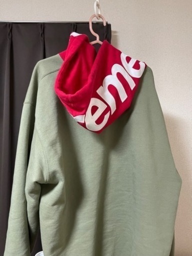 supremeパーカー　XL