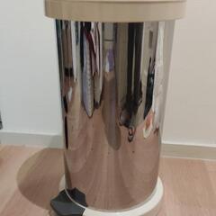 密閉ゴミ箱