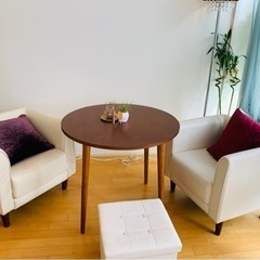 2/28〜3/5港区直接引き取り限定　丸テーブルとシングルソファ✖️2