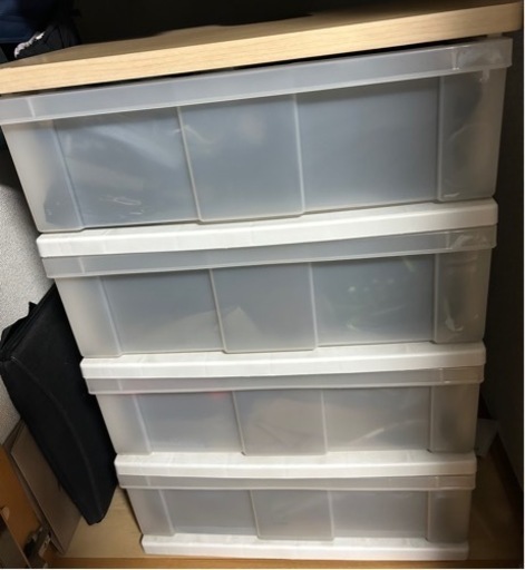 プラスチック収納ボックス