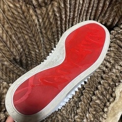 クリスチャンルブタン、スニーカーの画像