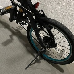折り畳み自転車の画像