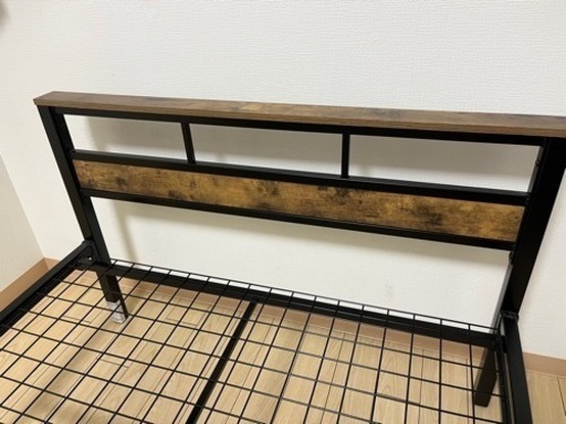 シングルサイズ　ベッドフレーム　バジーナ(ニトリ、廃盤)  シングルサイズ