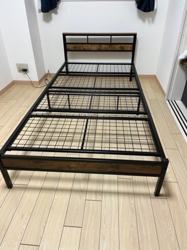 シングルサイズ　ベッドフレーム　バジーナ(ニトリ、廃盤)  シングルサイズ