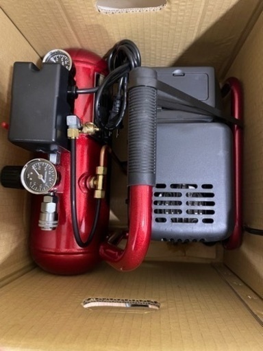 エアコンプレッサー