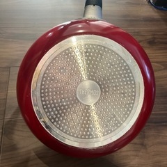 フライパン譲ります。蓋付き。の画像