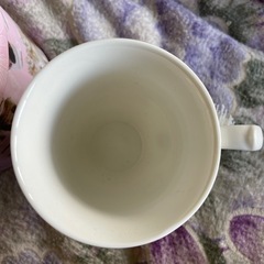 カップとmiffy皿の画像