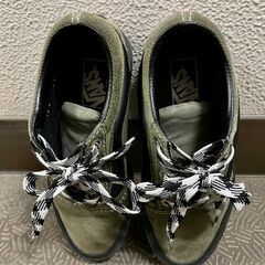 VANS 海外購入品　中古スニーカー 23cm オリーブグリーン