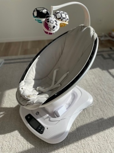 自動バウンサー4moms
