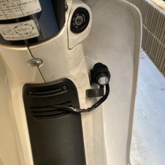 【原付】即乗れます！スーパーカブ50 AA04　風防 スマホホルダー USB充電器 リアボックス ヘルメット付の画像