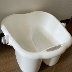 不用品 4点セット 電動かき氷機 電波時計 足湯 哺乳瓶消毒の画像