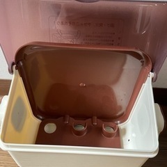 不用品 4点セット 電動かき氷機 電波時計 足湯 哺乳瓶消毒の画像