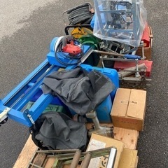 電動工具やガッチャ板金屋さんにの画像