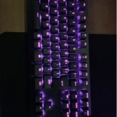 Razerのキーボードマウスです