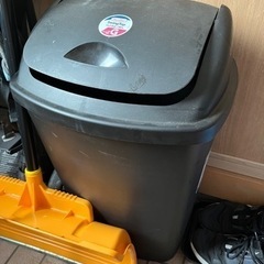 50Ｌゴミ箱