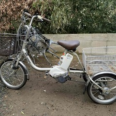 ※受渡完了※【Panasonic】ビビライフ 電動アシスト三輪車 BE-ELR832T　