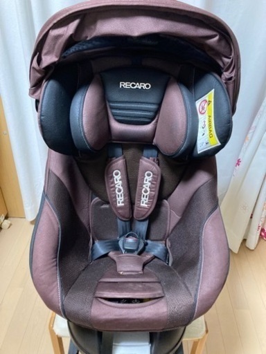 RECAROチャイルドシート（新品未使用品カバー付き）