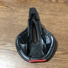 ロードバイク　サドルの画像