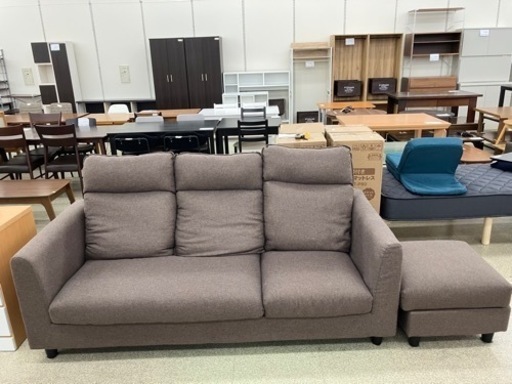 3人掛けソファー（茶）オットマン付き　TJ575