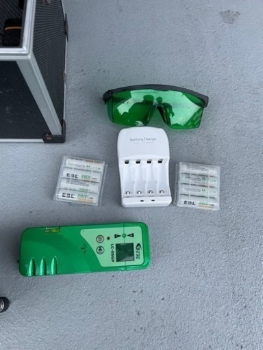 墨出し機グリーンレーザー