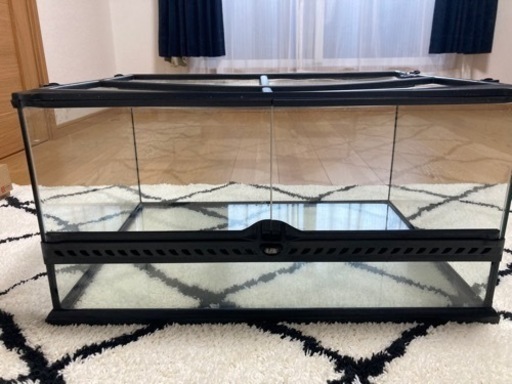 お話決まっています‼️値下げ‼️爬虫類ケージ　６０３０　レオパ、陸亀、フトアゴなどに