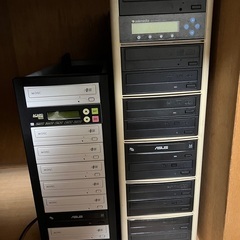 DVD デュプリケーター