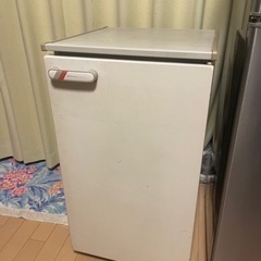 冷蔵庫　National