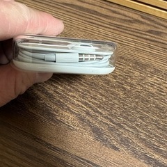 【未開封品！】アップル　Apple 純正イヤホンマイク　ピンジャック式の画像