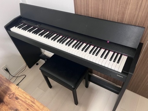 美品 電子ピアノ ペダル付き Roland F-110  おまけ楽譜付き 引き取り限定