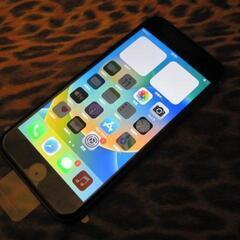 新品未使用 シムフリー Apple iPhone8 256GB プロダクトレッドの画像