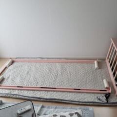 シングルベットフレーム　マットレス付の画像