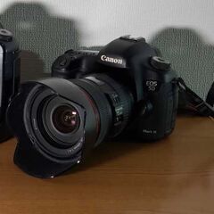 【2/20まで】EOS 5D Mark III + 24-105...
