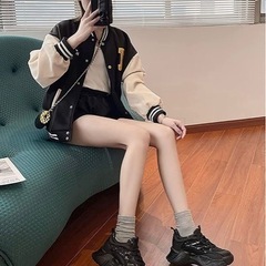 【新品】美脚 カジュアルシューズ スポーツ 7cm身長アップ 厚底 軽量 耐摩耗性 通勤 旅行 ショッピング靴 人気 おしゃれ の画像
