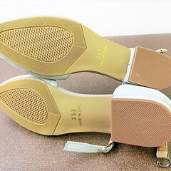 moda sara フラットシューズ アンクルストラップ ライトブルーの画像