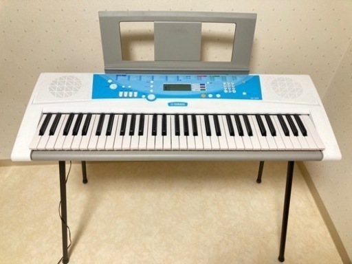 キーボードピアノ　YAMAHA