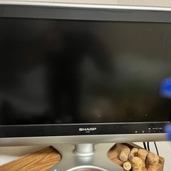 SHARP AQUOS 20型テレビ　無料でお譲りします！