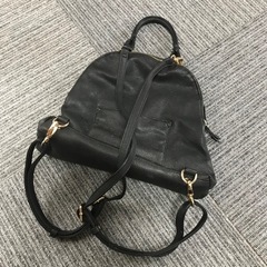 2WAYバッグ　ハンドバッグ　リュック　ブラックの画像