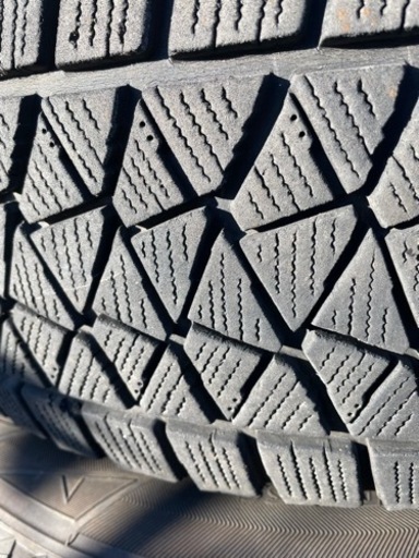 中古スタッドレスタイヤ225/65R17