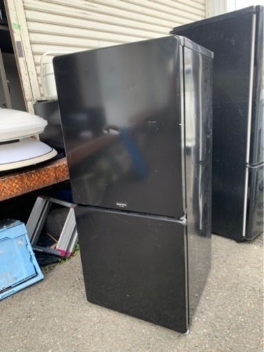 ５km以内配送無料　保証付き 森田電工 MORITA DENKO MR-F110MB-K [冷蔵庫（110L・右開き） ブラック]