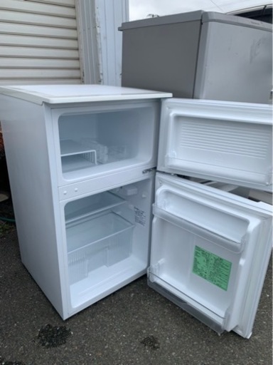 ５km以内配送無料　保証付き 2019年式　HERBRelax　YRZ-C09B1　ヤマダ電機オリジナル　直冷式冷蔵庫　(90L)