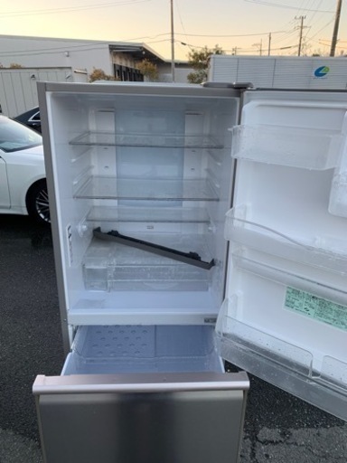 ５km以内配送無料　保証付き 日立 HITACHI R-S40VPAM-SG [冷蔵庫 ノンフロン]
