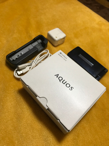 ソフトバンクねAQUOSケータイ3のブラック美品 値下げ